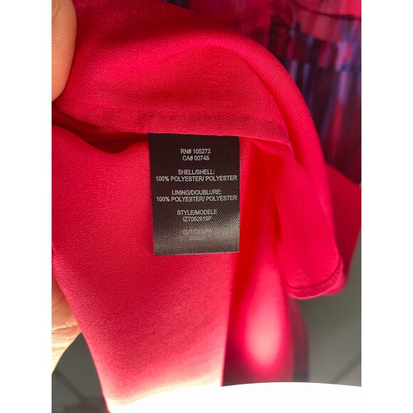 NWT Halston Heritage Woman’s Flutter Cape Sleeve Dress Size 8 - Picture 5 of 7